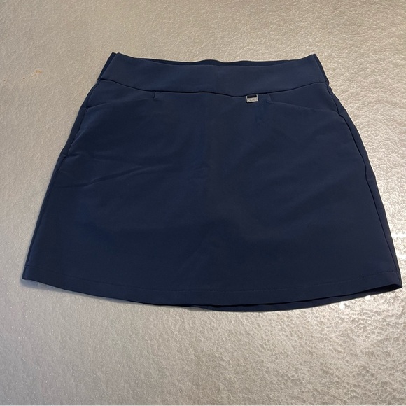 Greg Norman skort NWOT navy blue size small - Picture 2 of 11